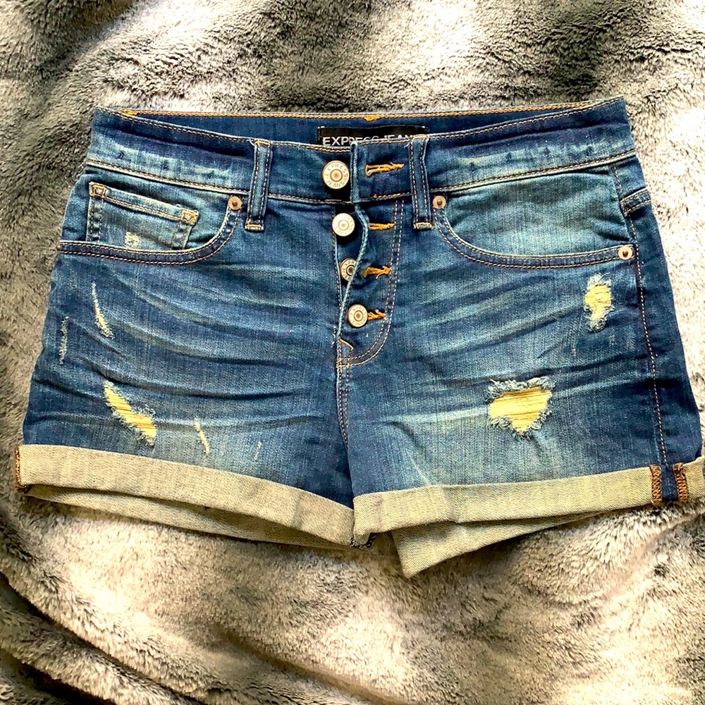 Express shorts